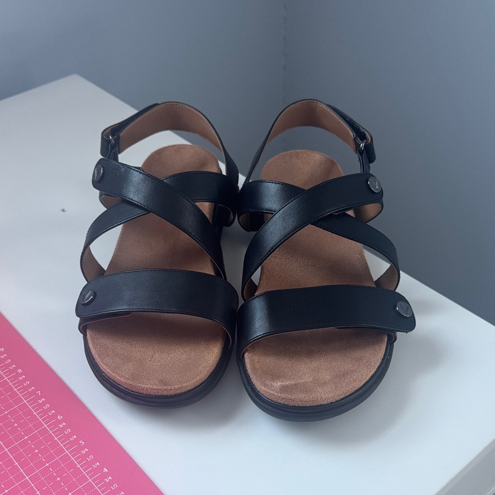 Vionic Black Strappy Sandals